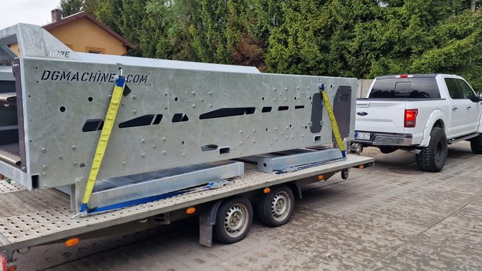 Przesiewacz DG7E DGMachines w transporcie